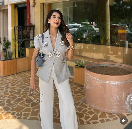 3d flower embellished blazer