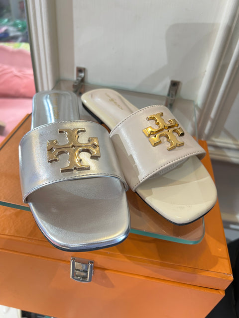 Torry burch flats