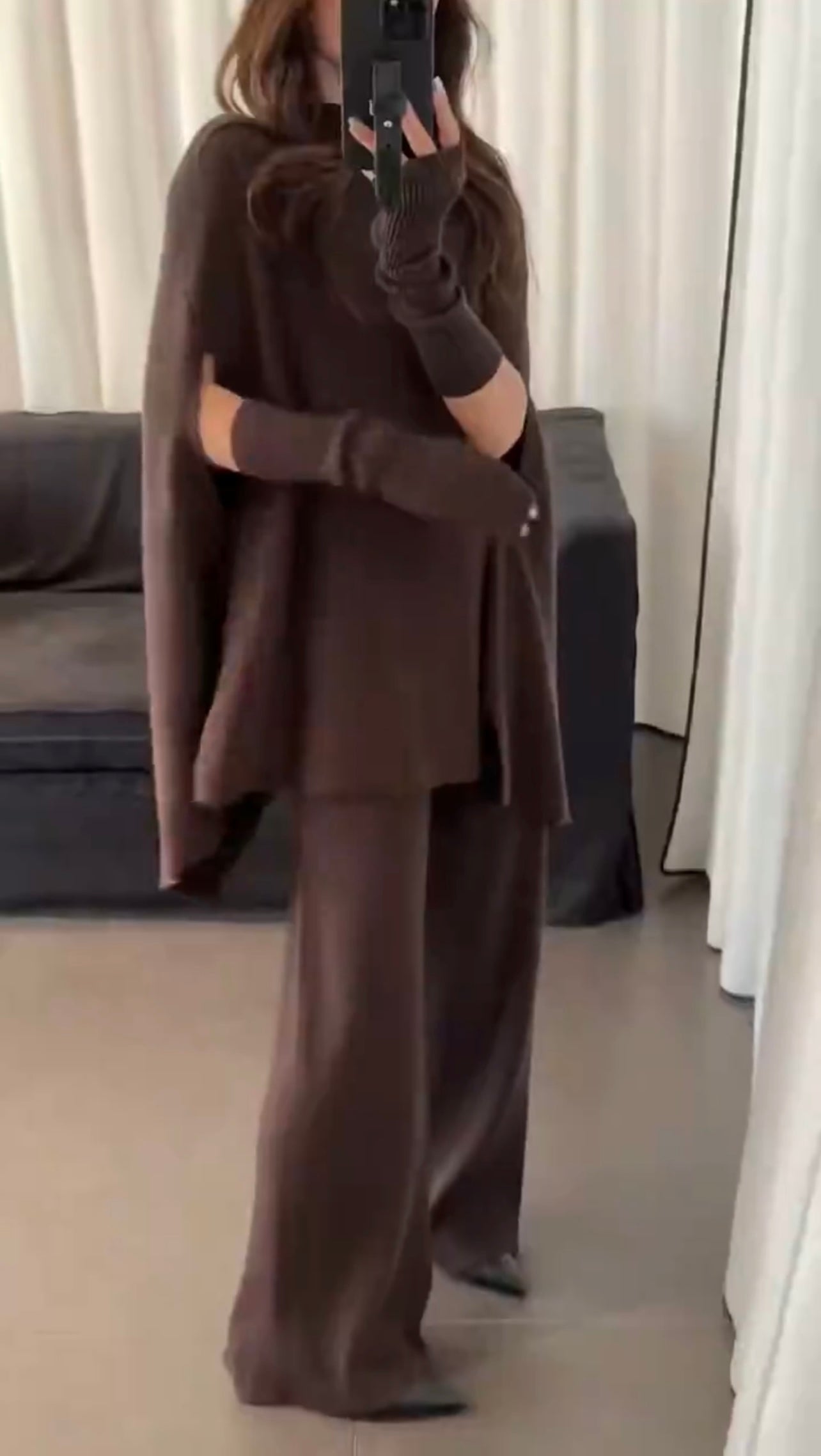Aura Luxe Cords Set