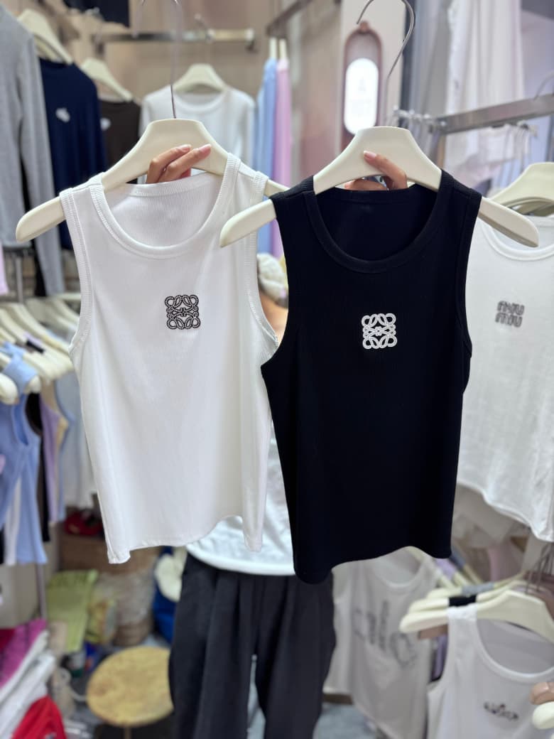 Loewee Tank Top