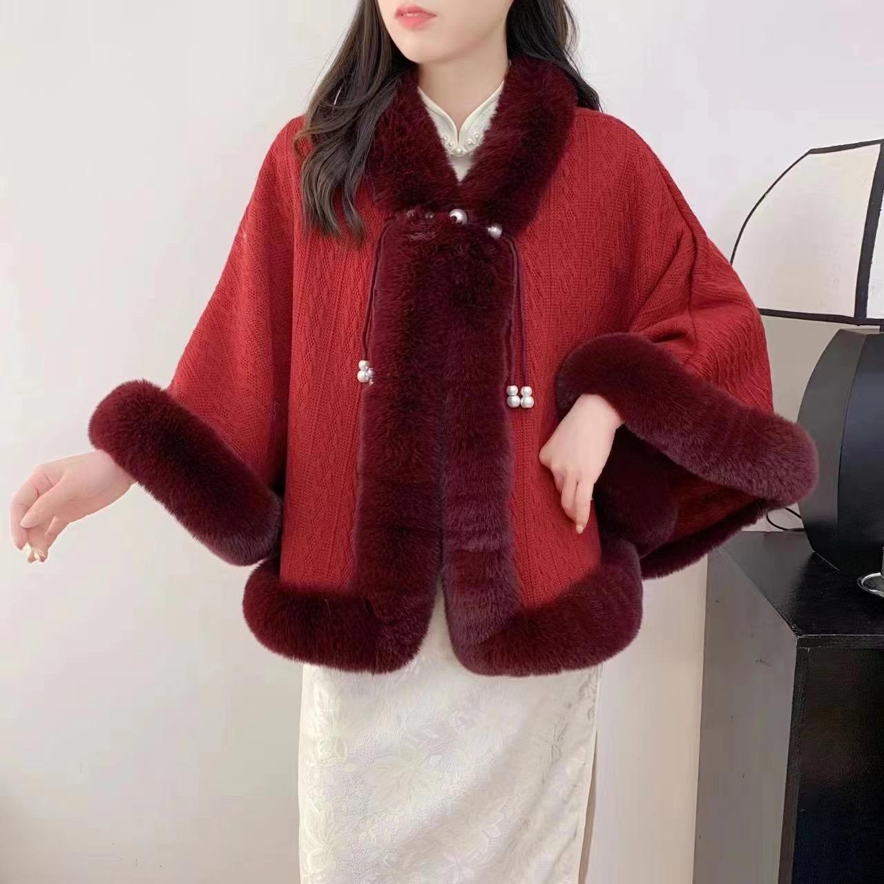 Leo Faux Fur Luxe Cape