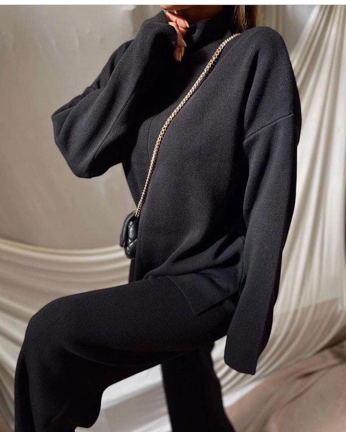 Neo Knitted Warm Cords