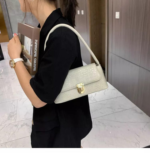 Monederos Shoulder Bag