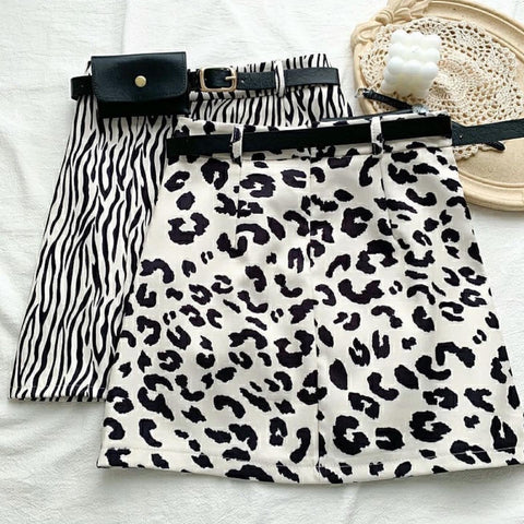 Zebra print bag belted skirt