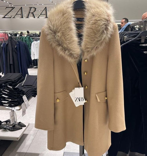 Luxury Coat With Detachable Faux Fur