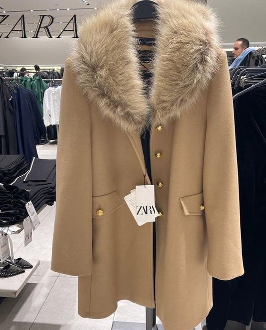 Luxury Coat With Detachable Faux Fur