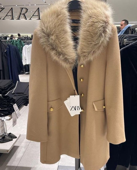 Luxury Coat With Detachable Faux Fur