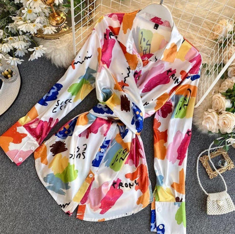 Satin Back Bow Printed Shirt