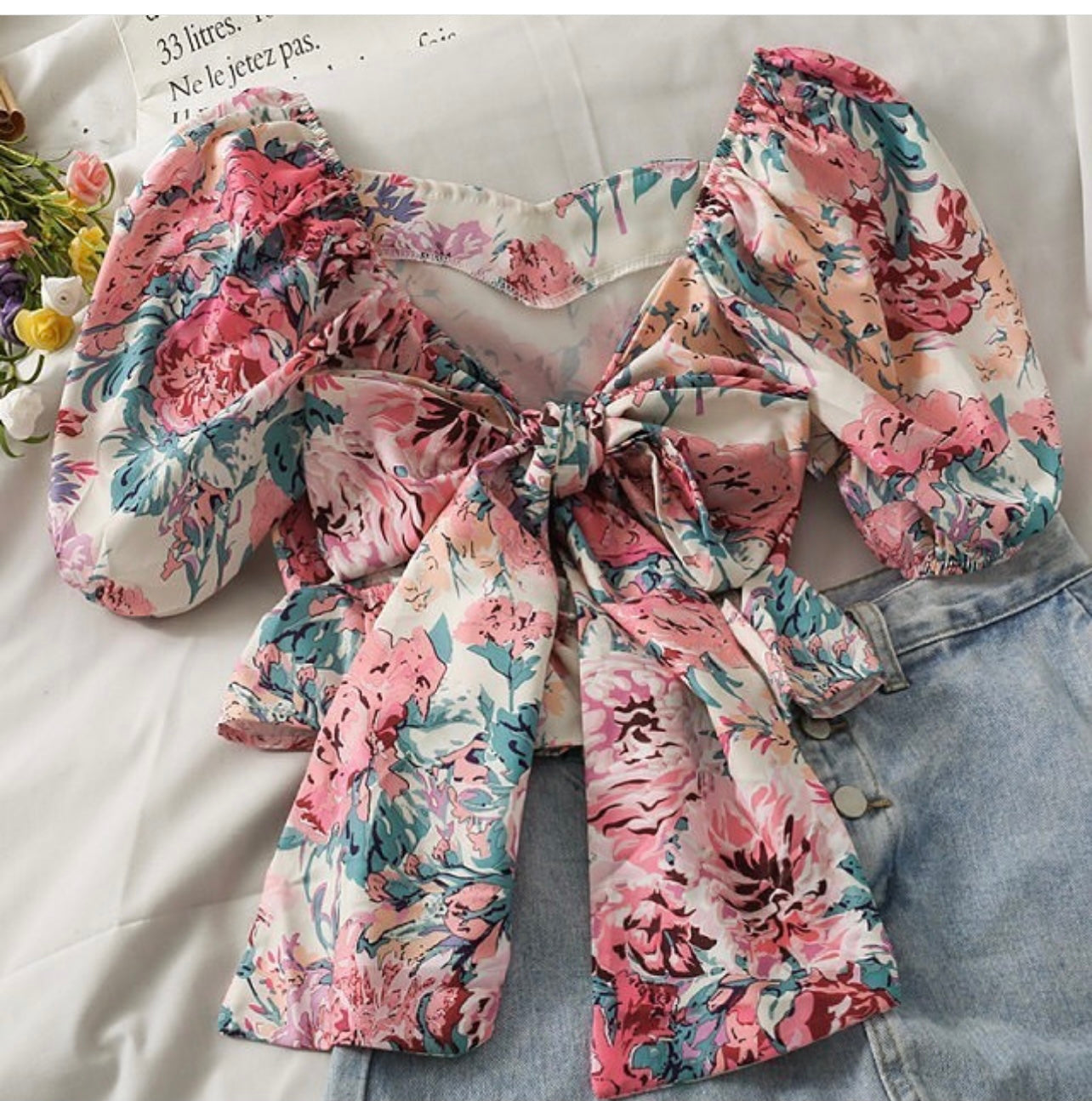 Titli Floral crop top