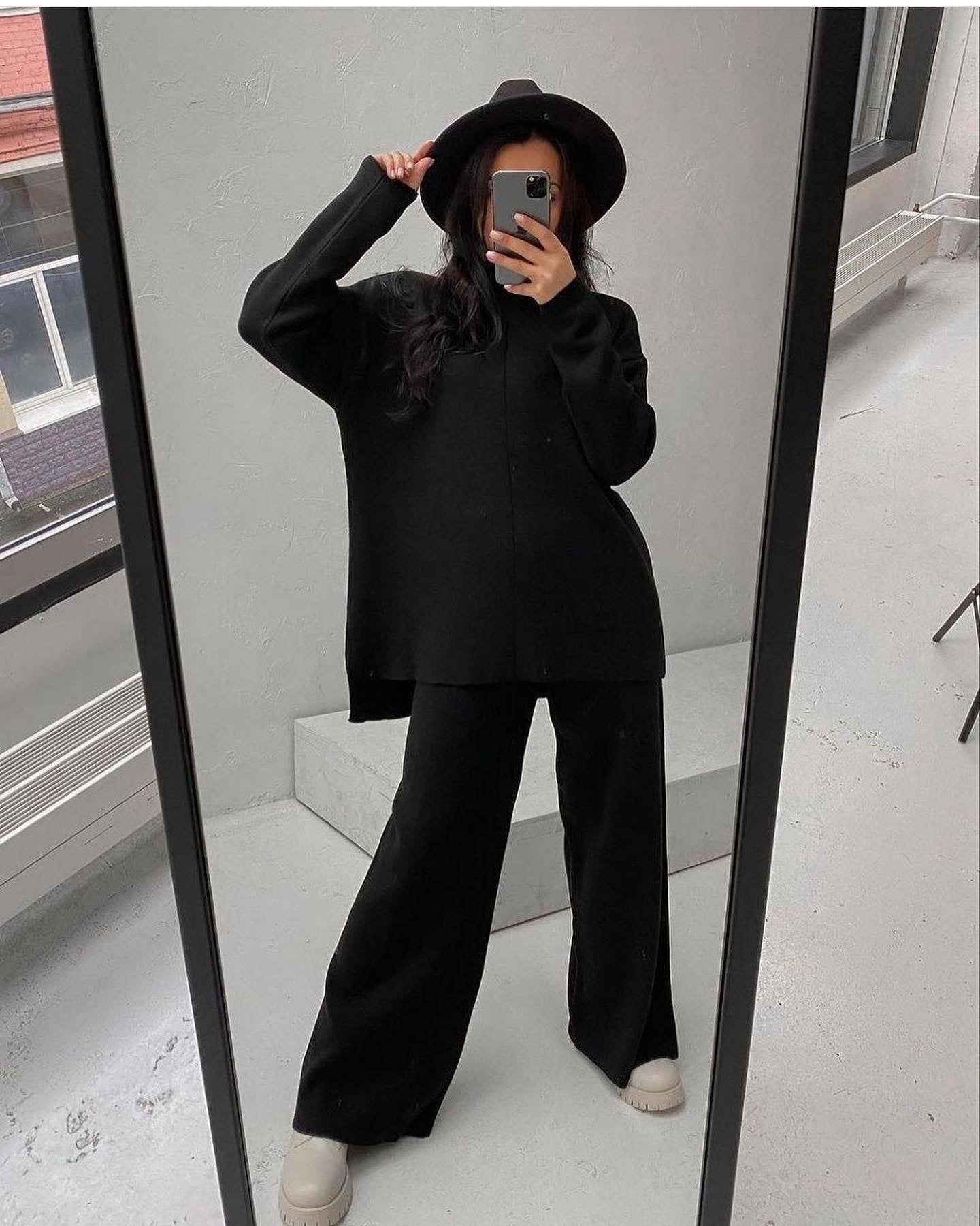Neo Knitted Warm Cords